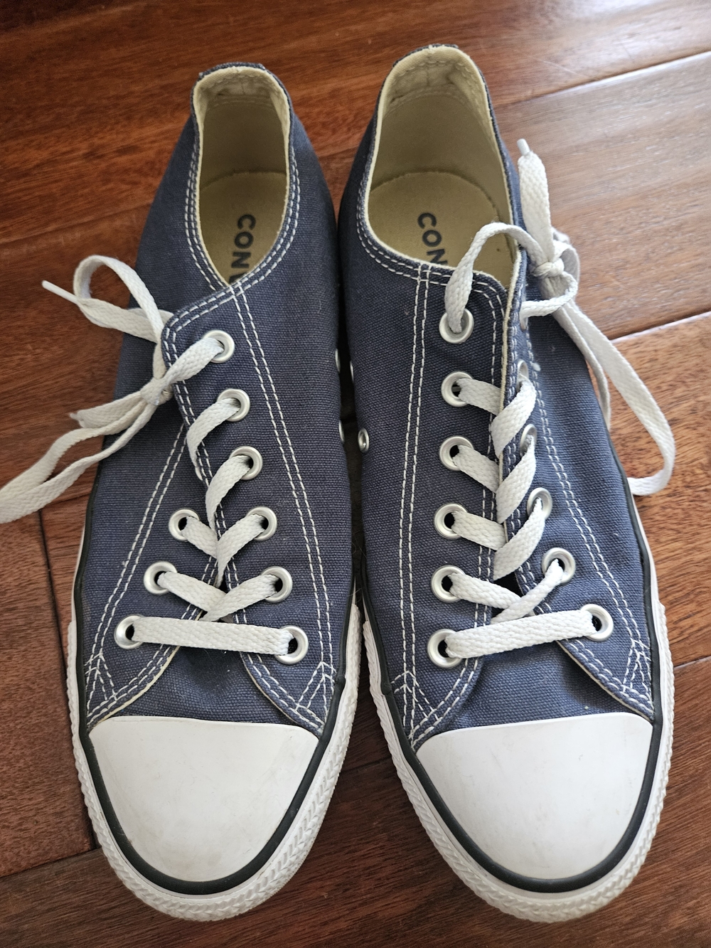 Blue Converse Classic Low Top Sneakers Mens 7 Womans 9